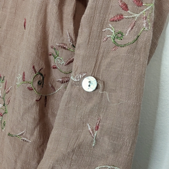 fig and flower Large Dusty Rose Floral Embroidered Long Sleeve Button Down Shirt - Picture 2 of 10